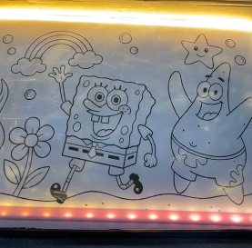 Tablette™ lumineuse + stylos multicolores