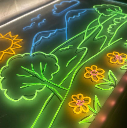 Tablette™ lumineuse + stylos multicolores